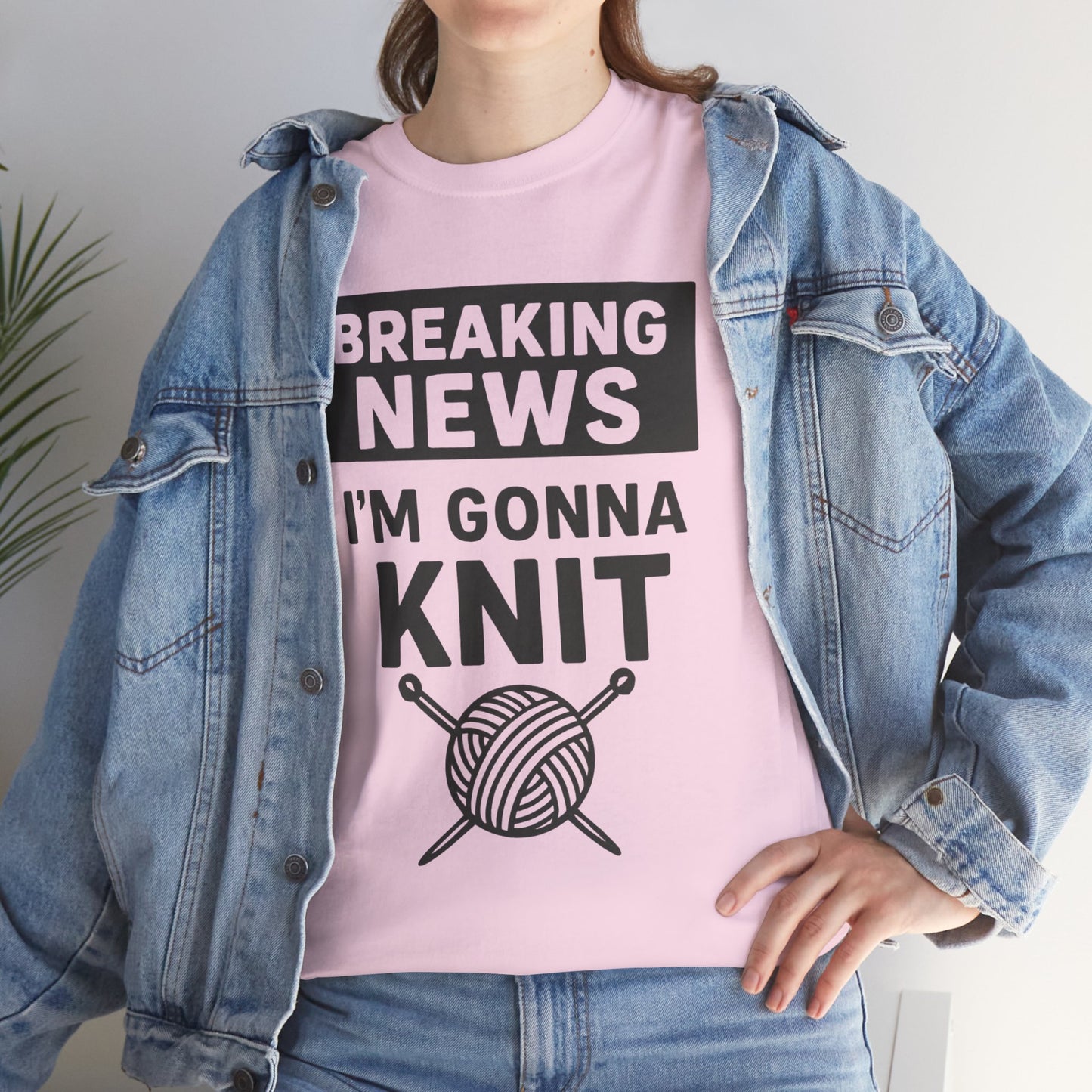 Funny Knitter's Tee - Breaking News - Gift for yarn lover, Knit, Knitting, T-shirt, Gift for knitter