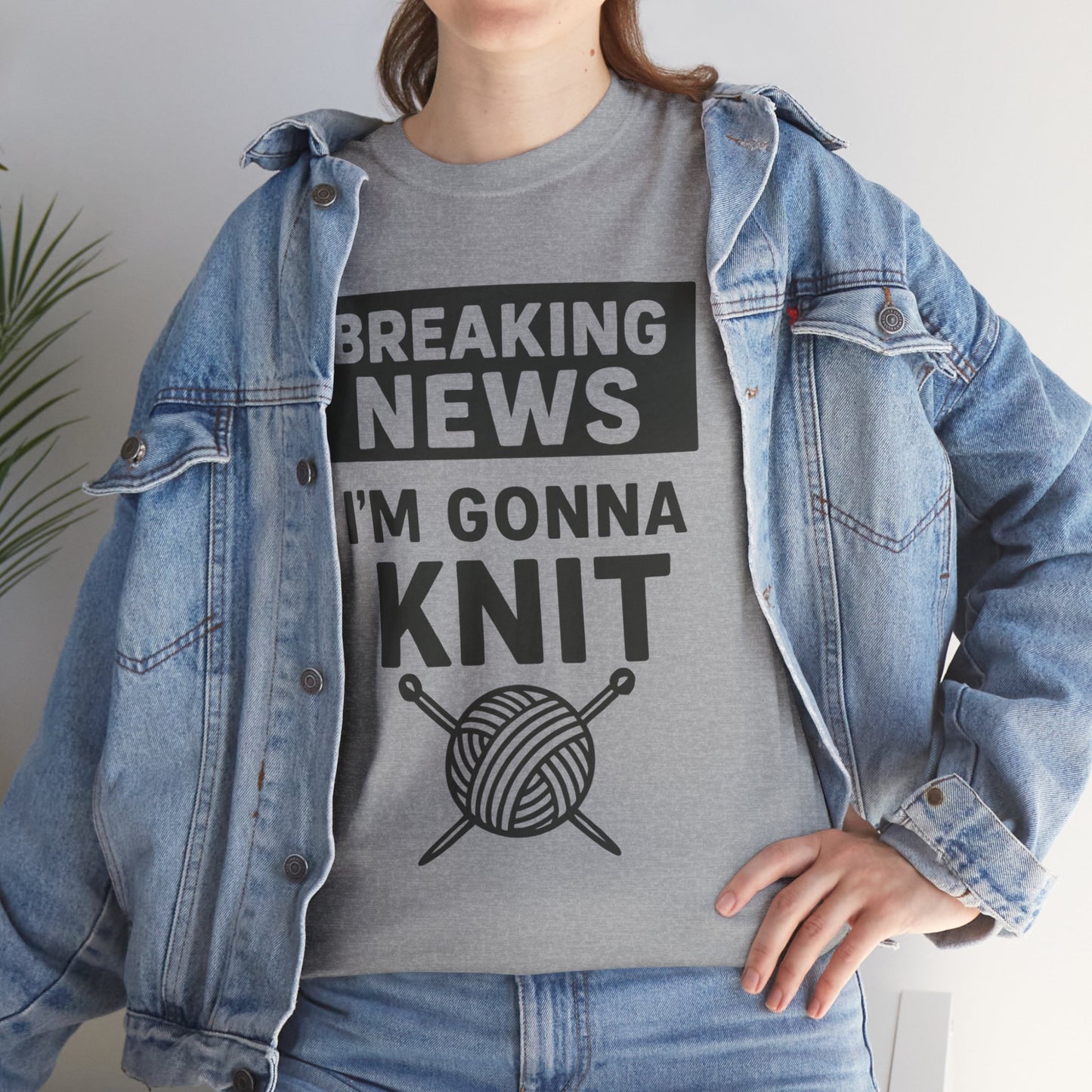 Funny Knitter's Tee - Breaking News - Gift for yarn lover, Knit, Knitting, T-shirt, Gift for knitter