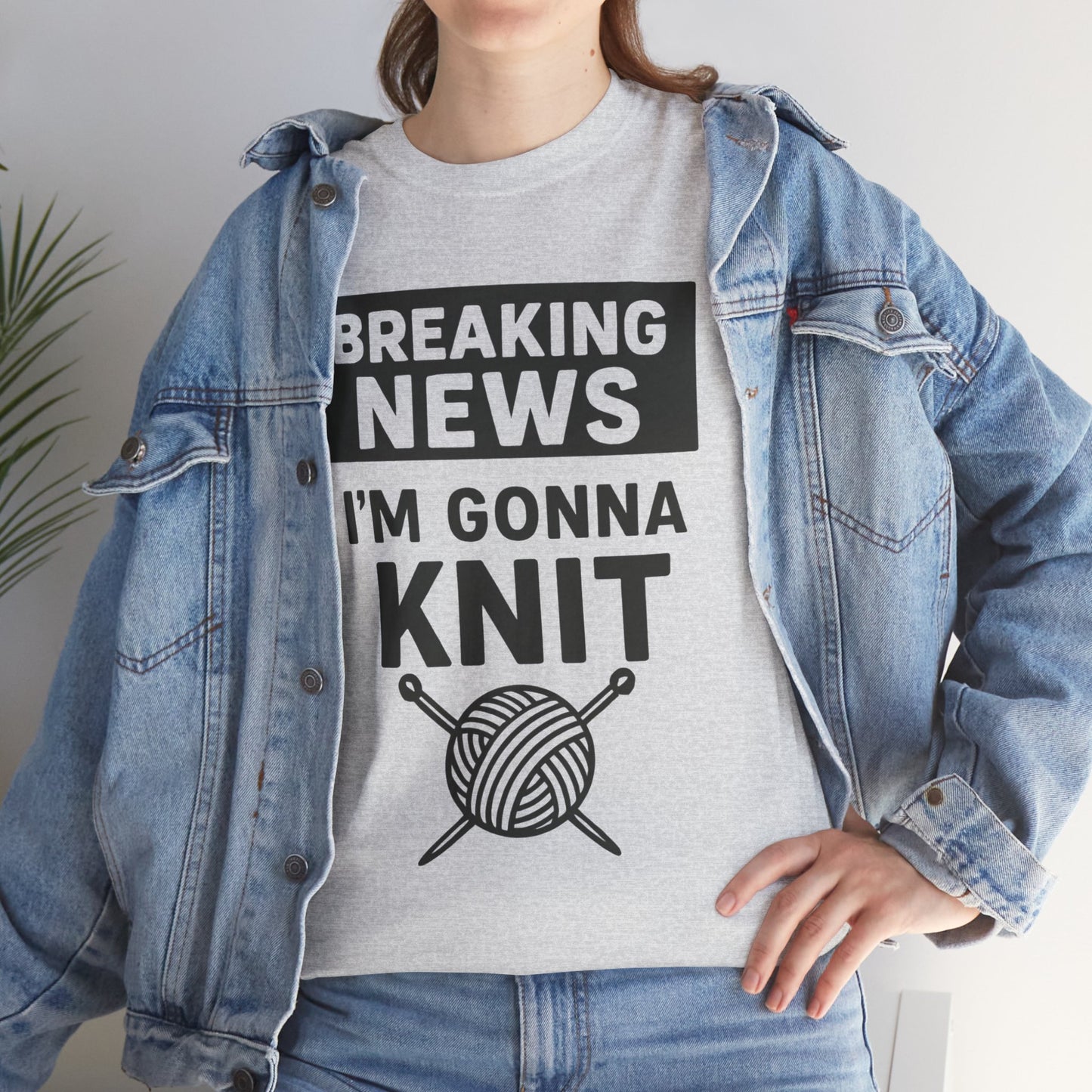 Funny Knitter's Tee - Breaking News - Gift for yarn lover, Knit, Knitting, T-shirt, Gift for knitter
